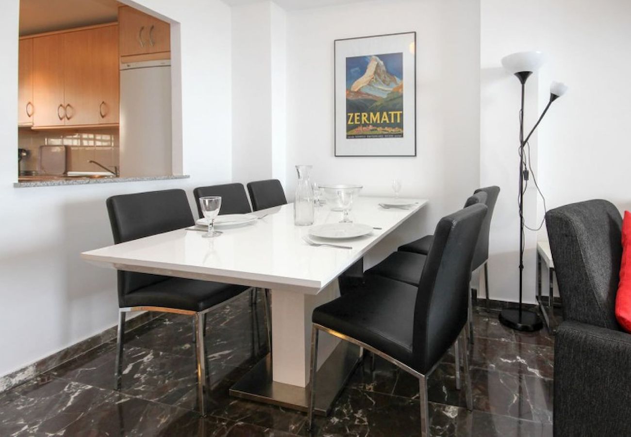 Apartamento en Fuengirola - Apartamento de dos habitaciones en alquiler cerca de Fuengirola