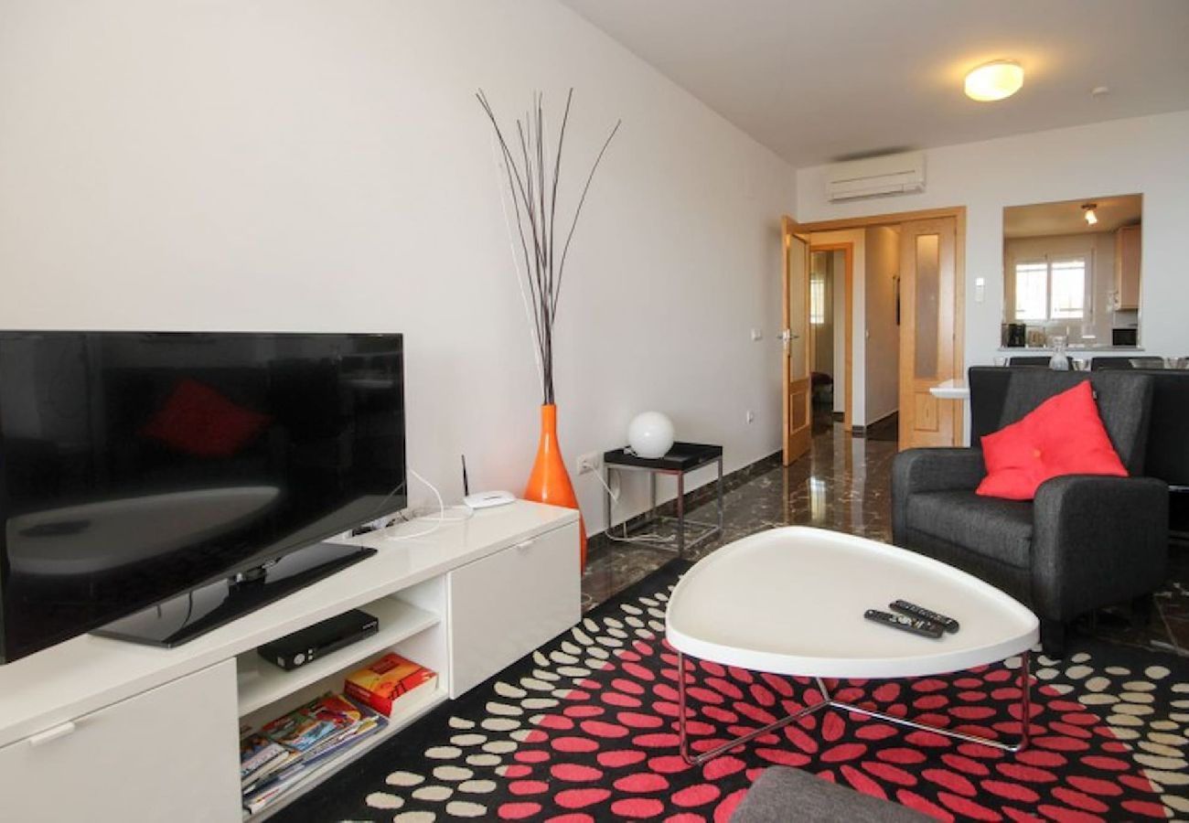 Apartamento en Fuengirola - Apartamento de dos habitaciones en alquiler cerca de Fuengirola
