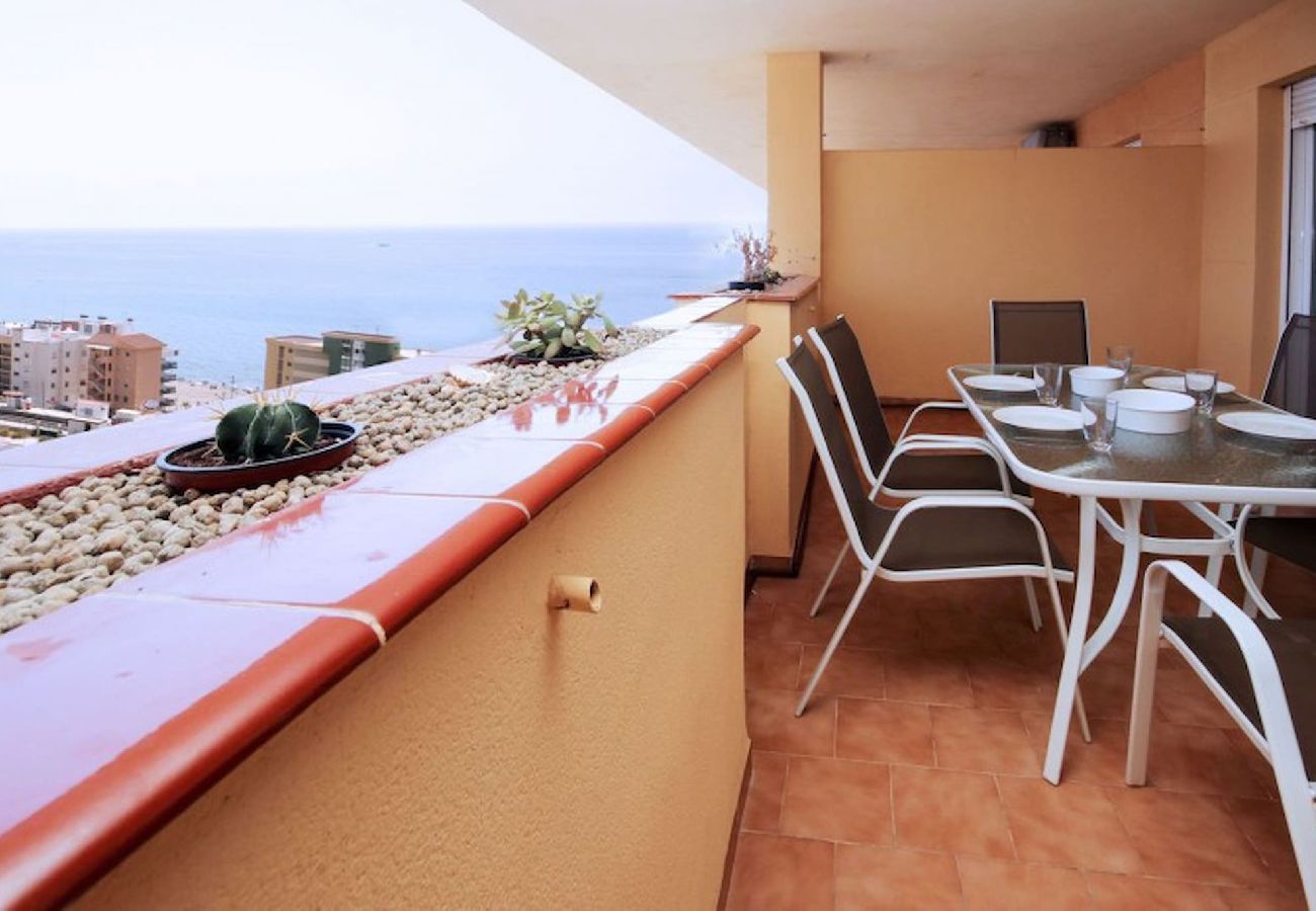Apartamento en Fuengirola - Apartamento de dos habitaciones en alquiler cerca de Fuengirola