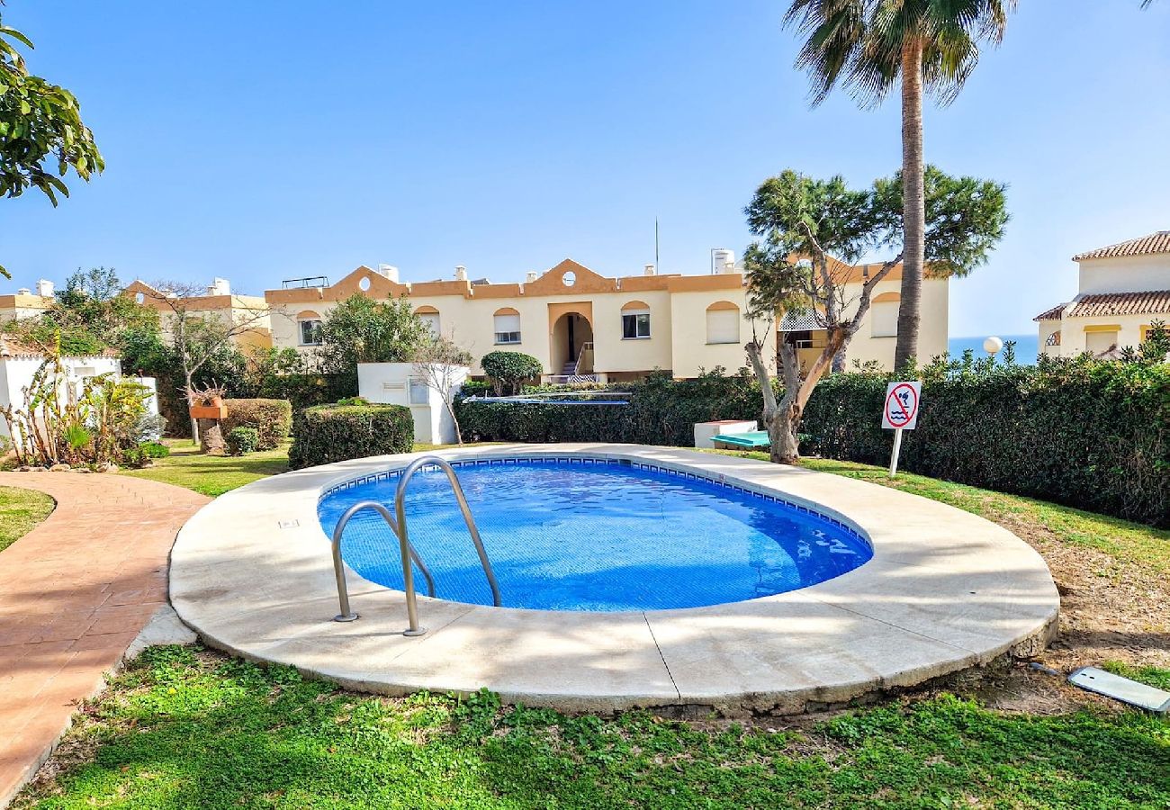 Apartamento en El Faro - Apartamento con vistas al mar Wyndham Resort cerca de la playa