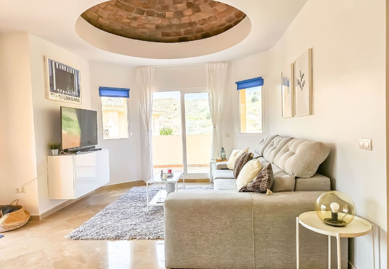 Apartamento en Mijas Costa - 1 bed penthouse apt in Calahonda 