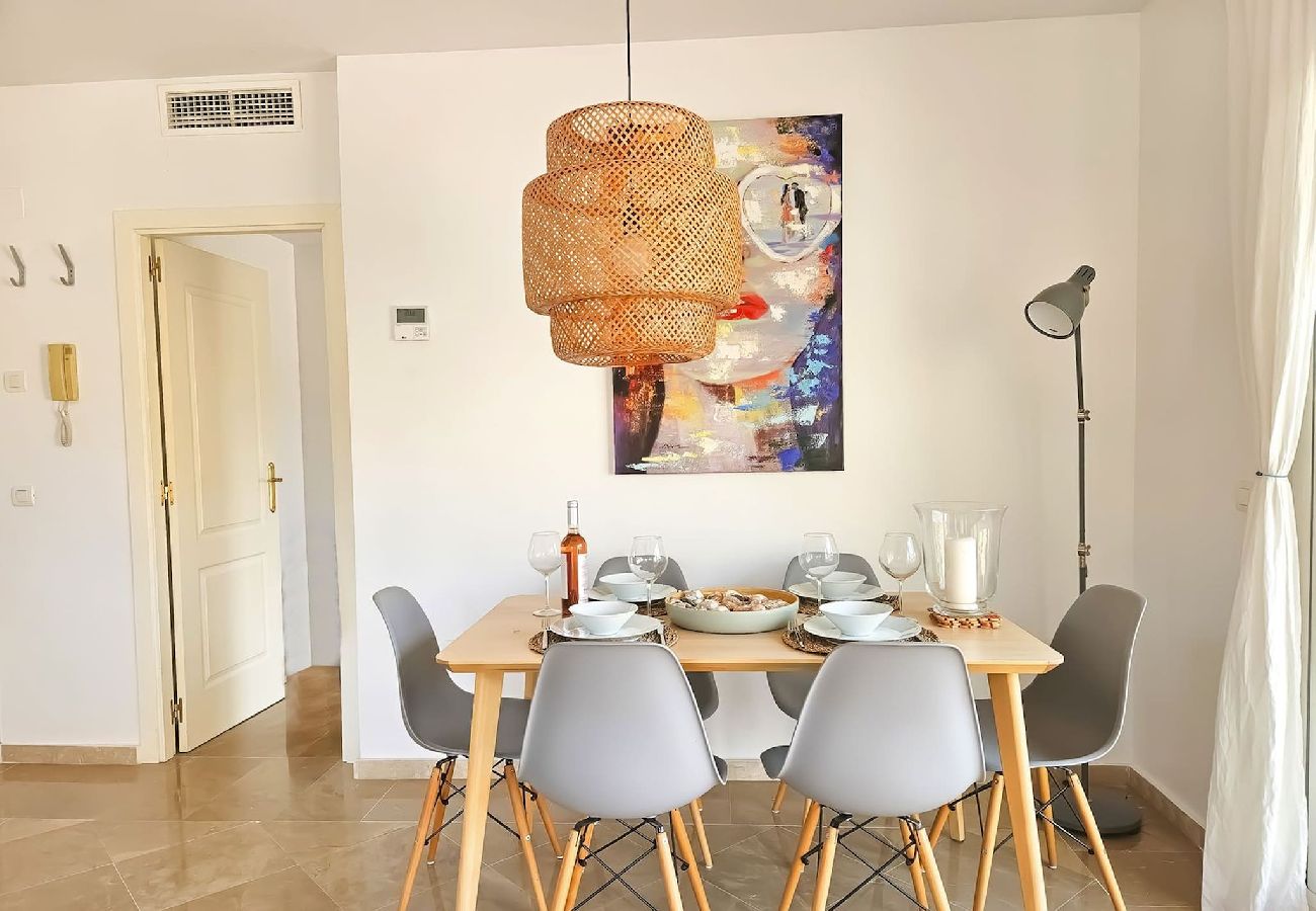 Apartamento en Mijas Costa - 1 bed penthouse apt in Calahonda 