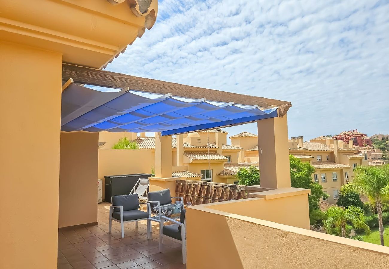 Apartamento en Mijas Costa - 1 bed penthouse apt in Calahonda 