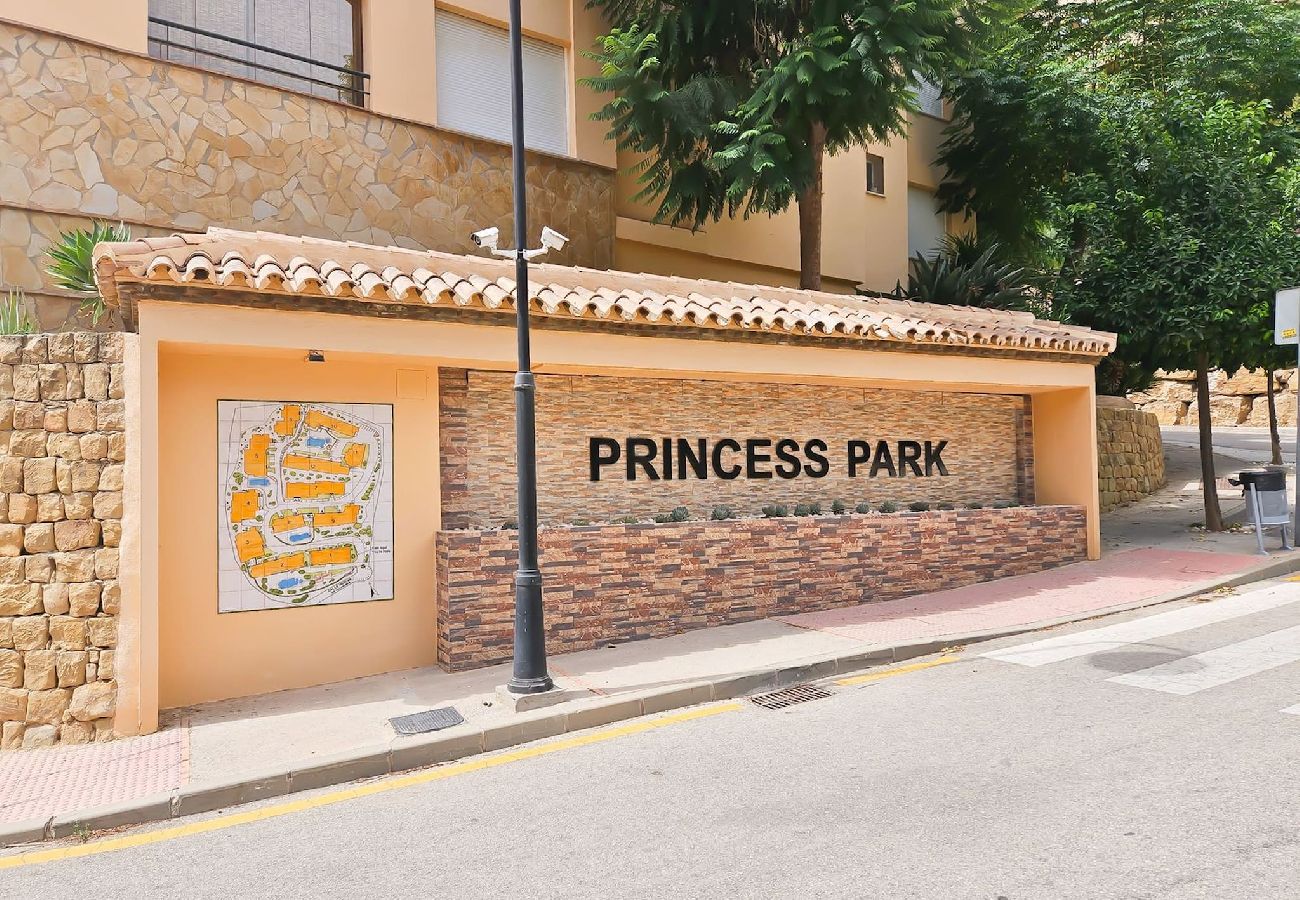 Apartamento en Mijas Costa - 1 bed penthouse apt in Calahonda 
