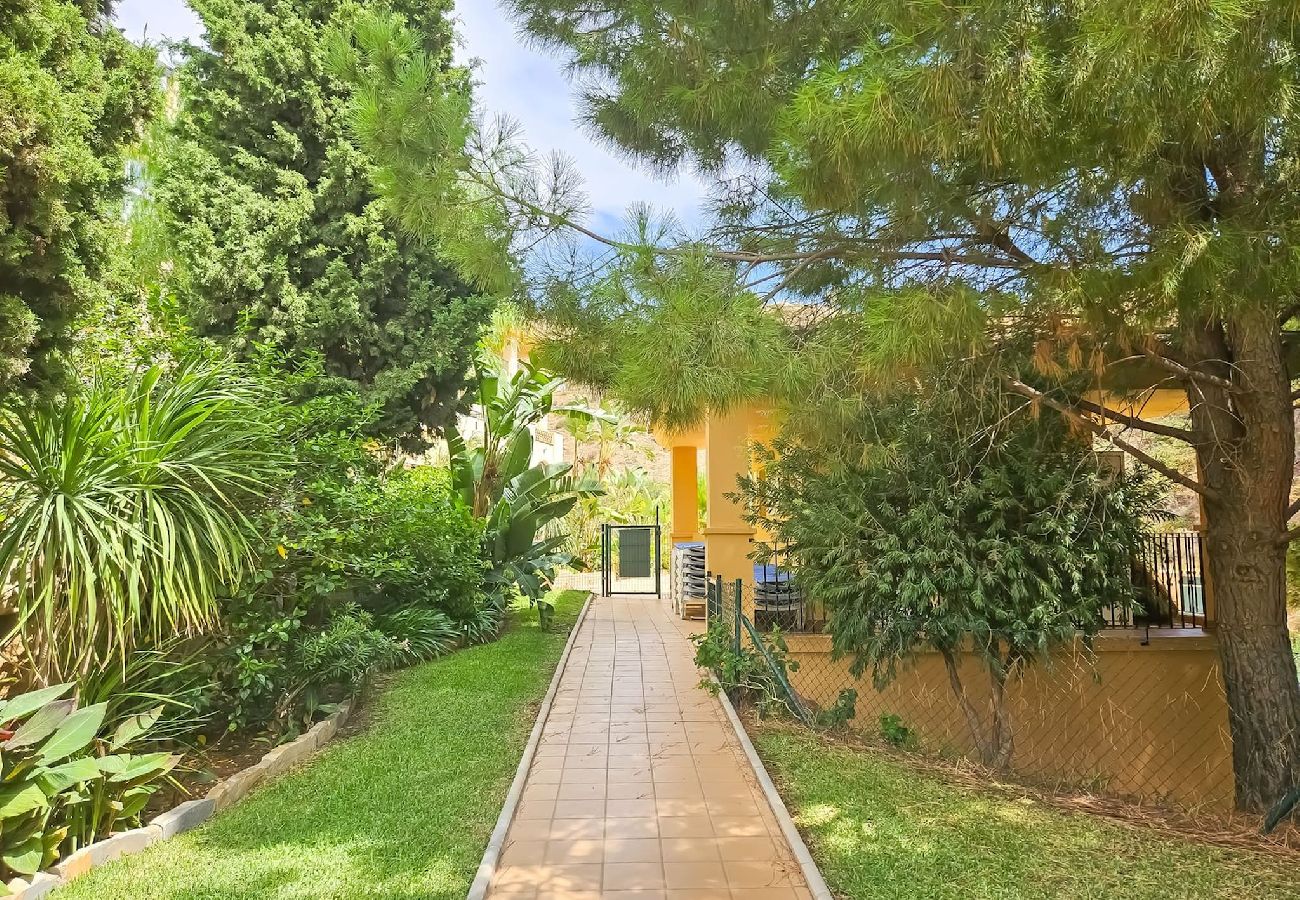 Apartamento en Mijas Costa - 1 bed penthouse apt in Calahonda 