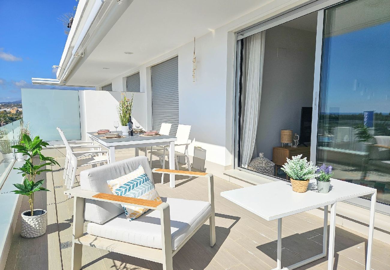 Apartamento en Estepona - Apartamento de 2 dormitorios en Le Mirage III, Cancelada