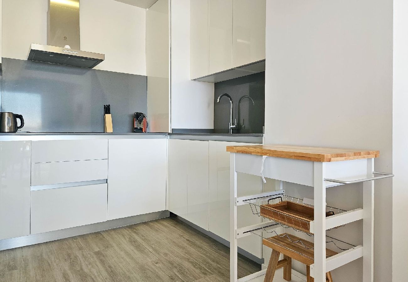 Apartamento en Estepona - Apartamento de 2 dormitorios en Le Mirage III, Cancelada