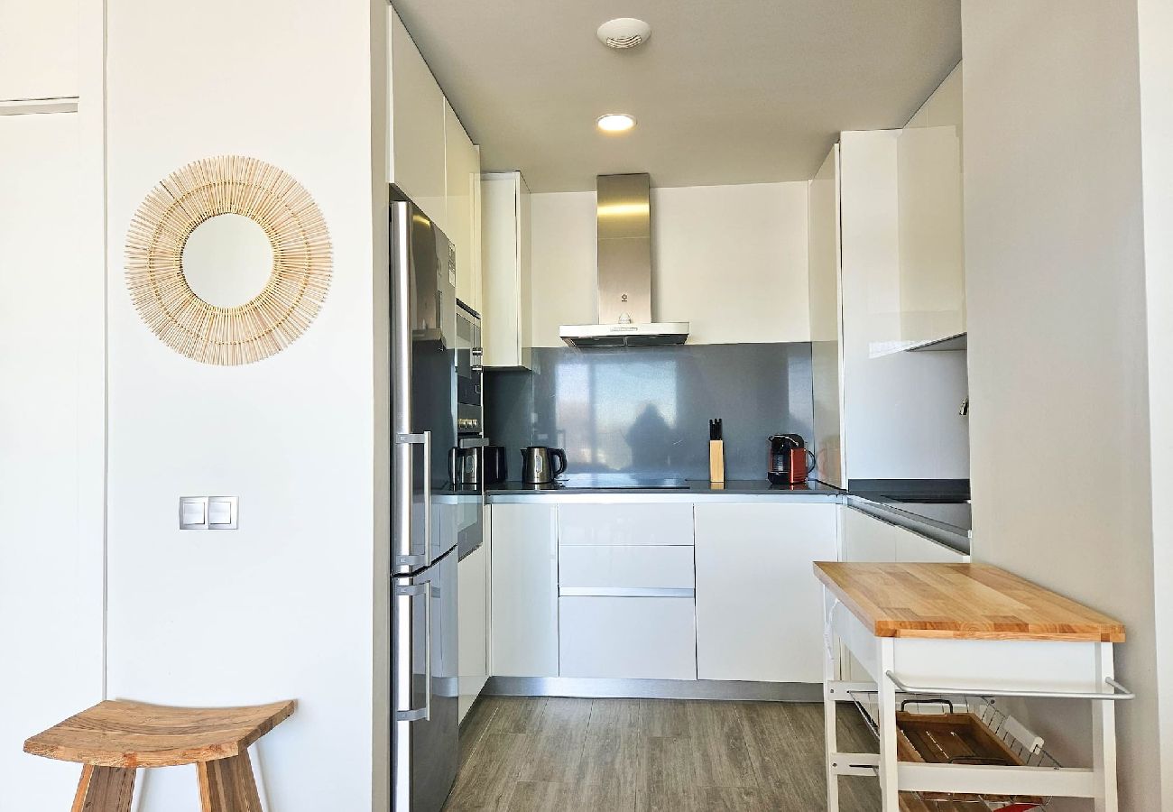 Apartamento en Estepona - Apartamento de 2 dormitorios en Le Mirage III, Cancelada