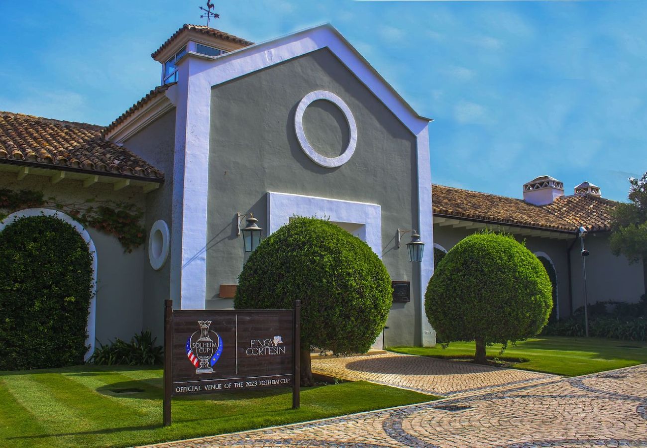 Apartamento en Casares - Moderno apartamento de 2 dormitorios en planta baja Finca Cortesin