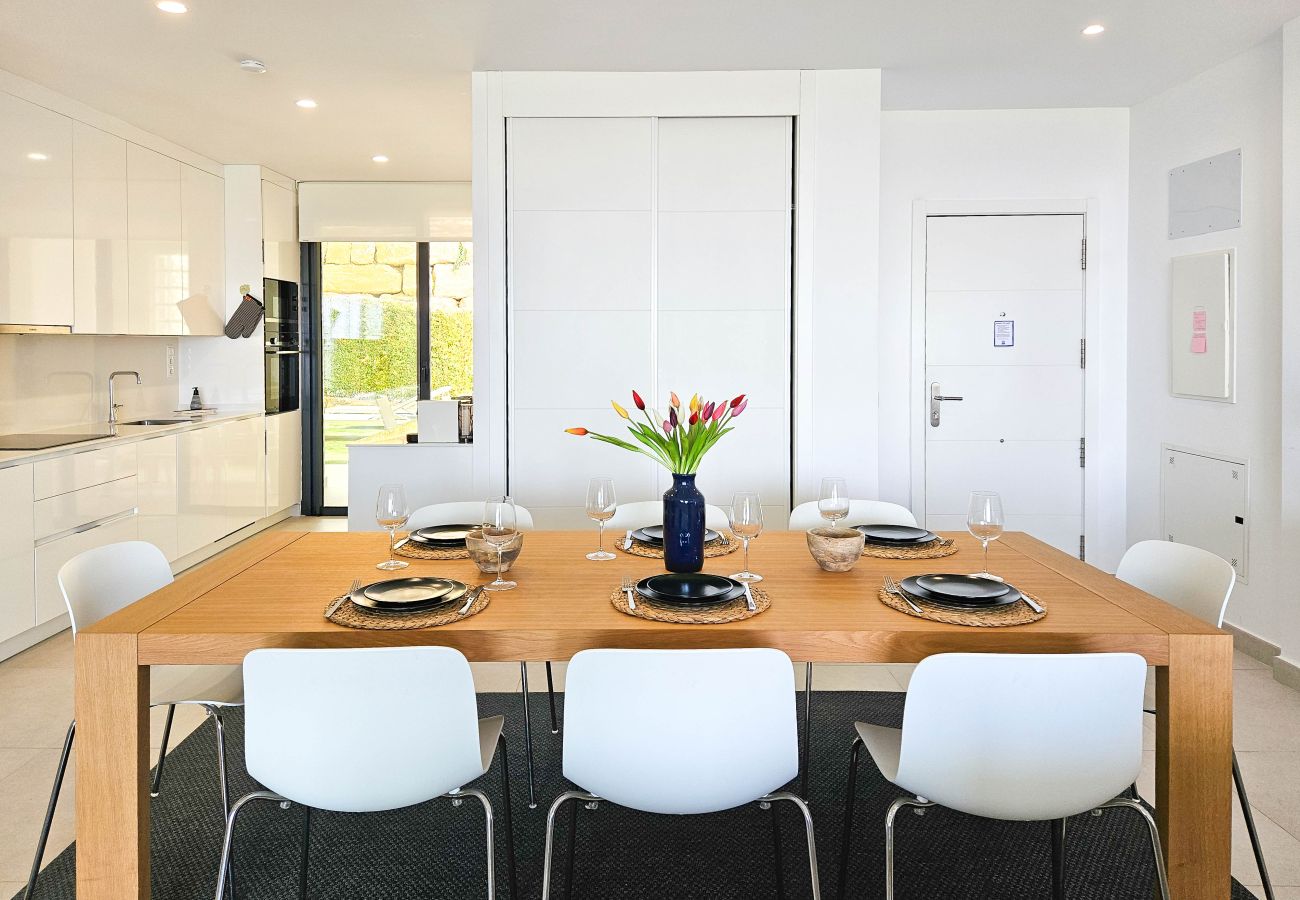 Apartamento en Casares - Moderno apartamento de 2 dormitorios en planta baja Finca Cortesin
