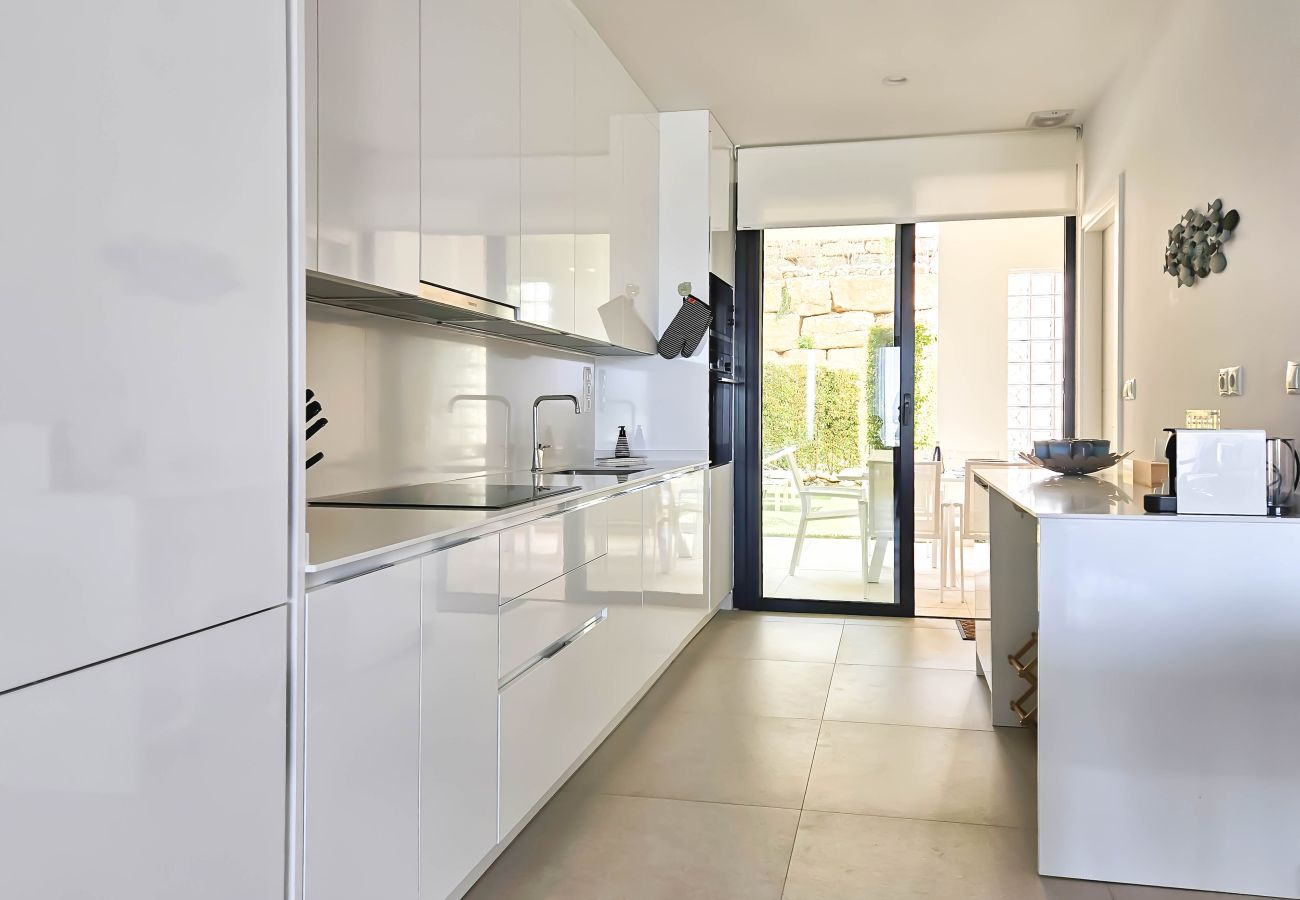 Apartamento en Casares - Moderno apartamento de 2 dormitorios en planta baja Finca Cortesin