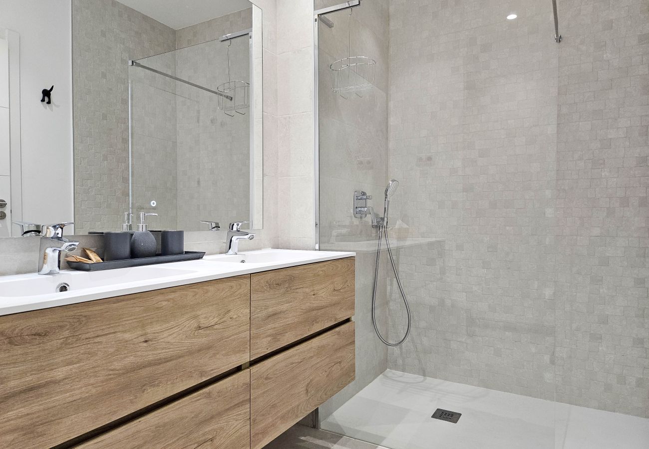 Apartamento en Casares - Moderno apartamento de 2 dormitorios en planta baja Finca Cortesin