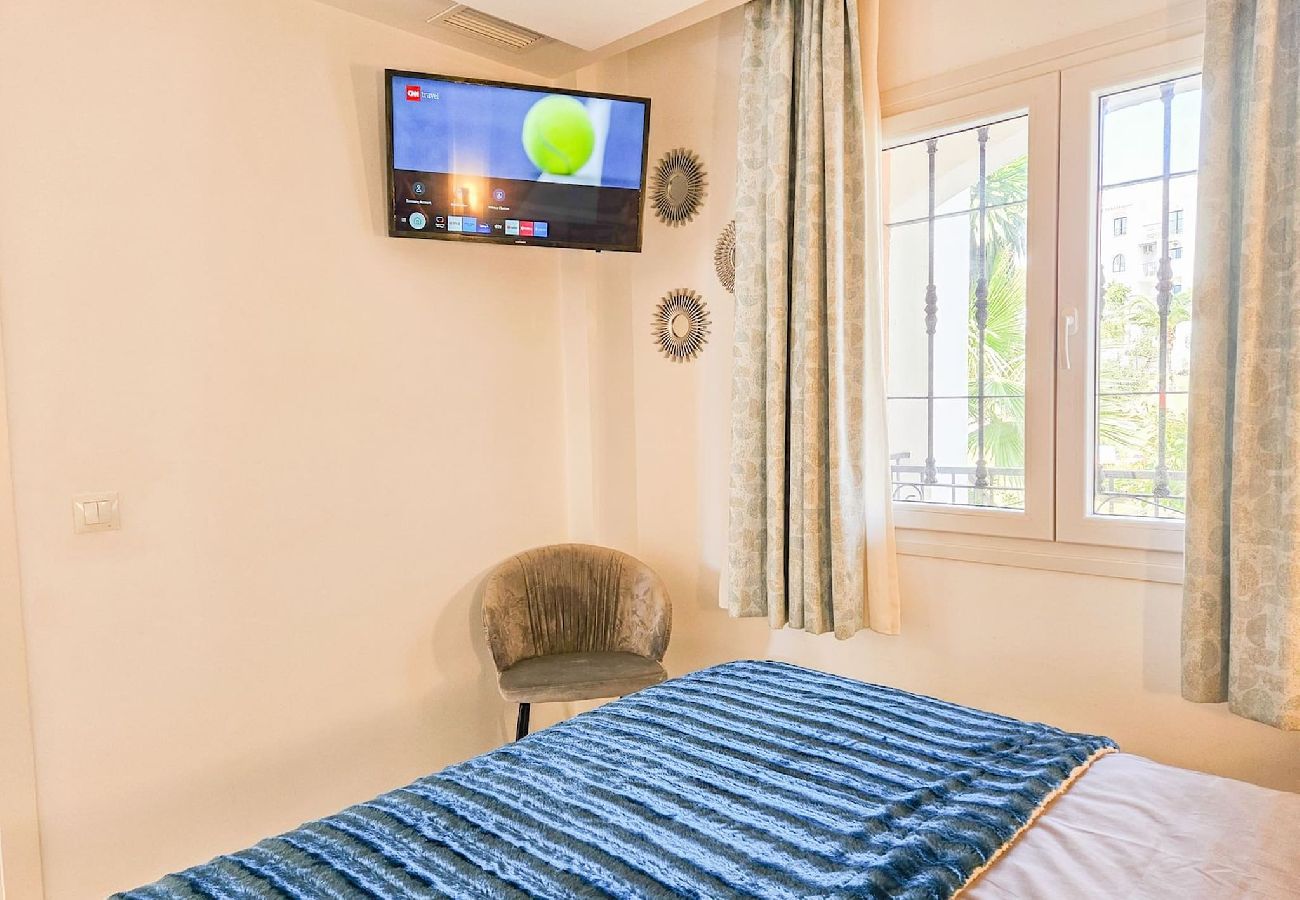 Apartamento en Mijas Costa - Moderno apartamento de 2 dormitorios Riviera cerca de la playa