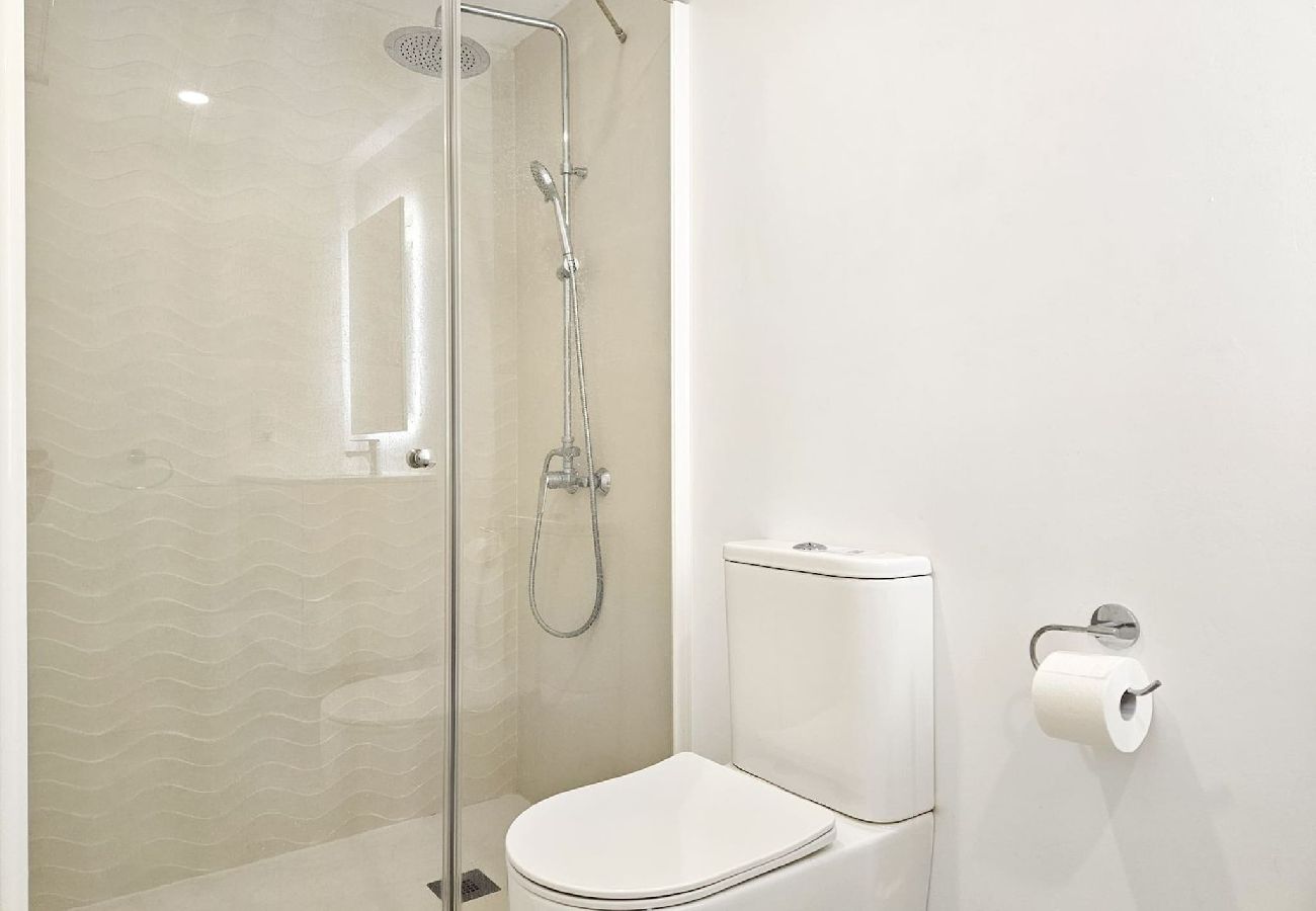 Apartamento en Mijas Costa - Moderno apartamento de 2 dormitorios Riviera cerca de la playa