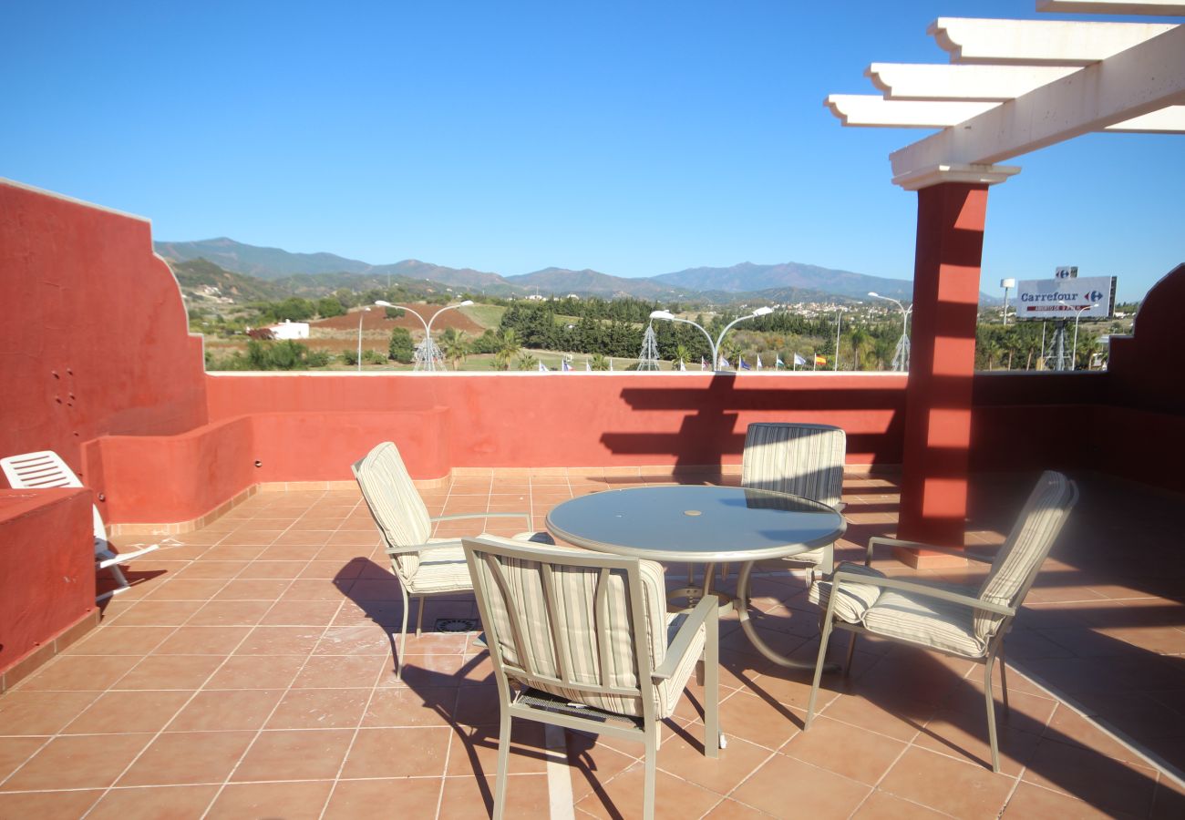 Apartamento en Estepona - Atico de 2 dormitorios en Punta Plata Beach Estepona a 50m de la playa