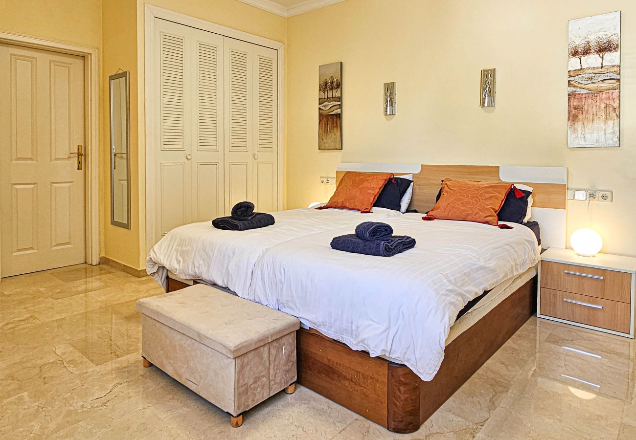 Villa en Mijas Costa - Villa de 3 dormitorios con vistas al mar y piscina privada