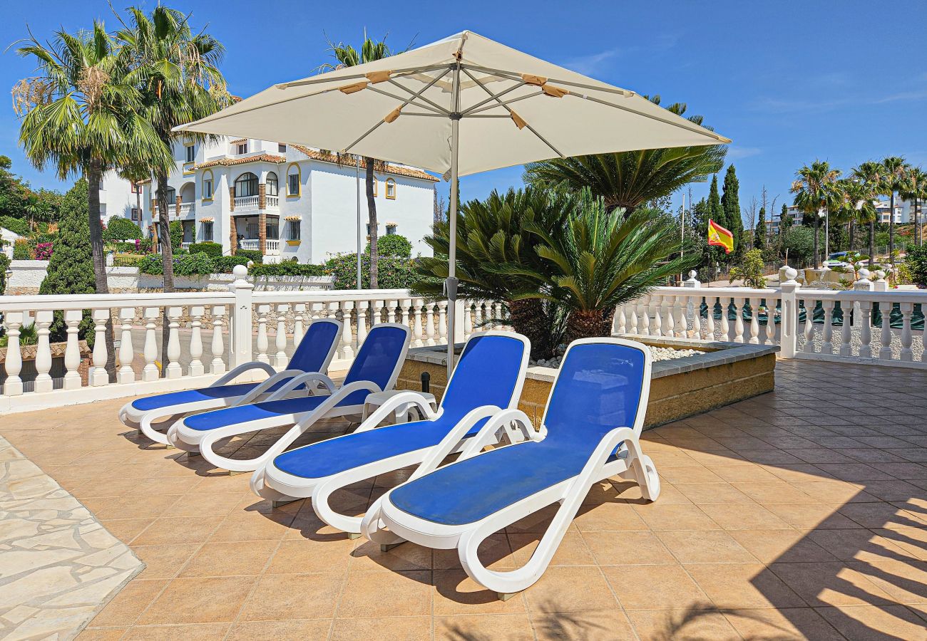 Villa en Mijas Costa - Villa de 3 dormitorios con vistas al mar y piscina privada