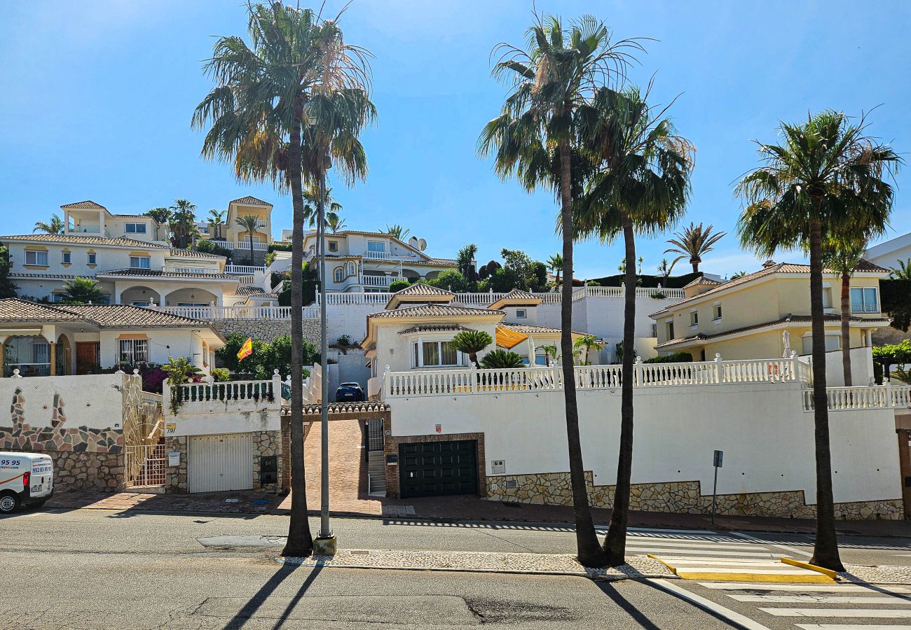 Villa en Mijas Costa - Villa de 3 dormitorios con vistas al mar y piscina privada