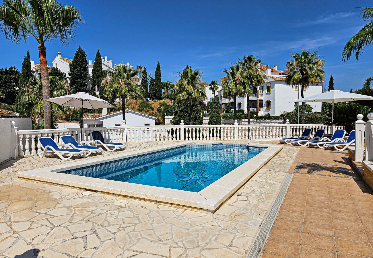 Villa en Mijas Costa - Villa de 3 dormitorios con vistas al mar y piscina privada