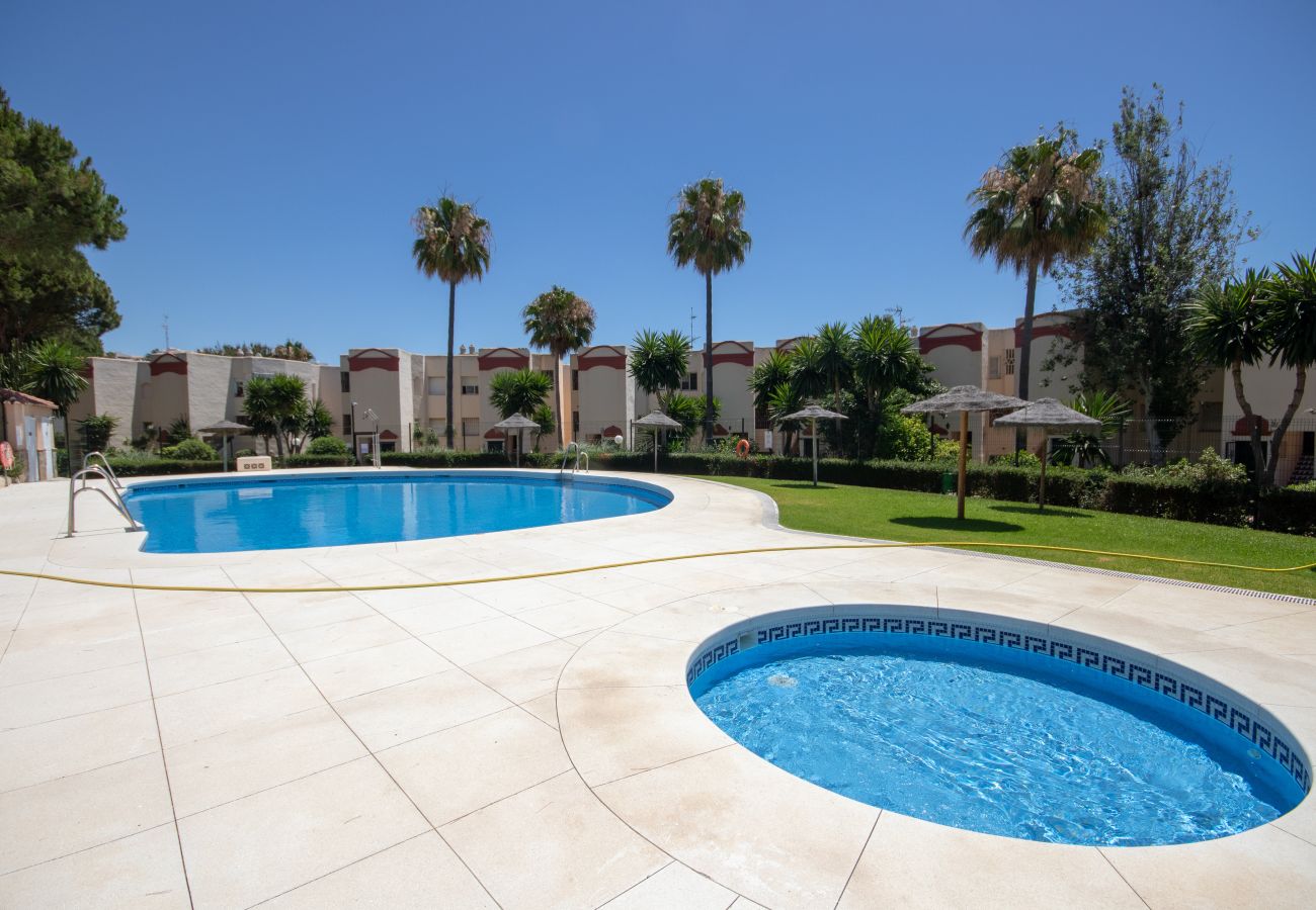 Apartamento en Mijas Costa - Apartamento de vacaciones de 2 dormitorios a 600 m de la playa
