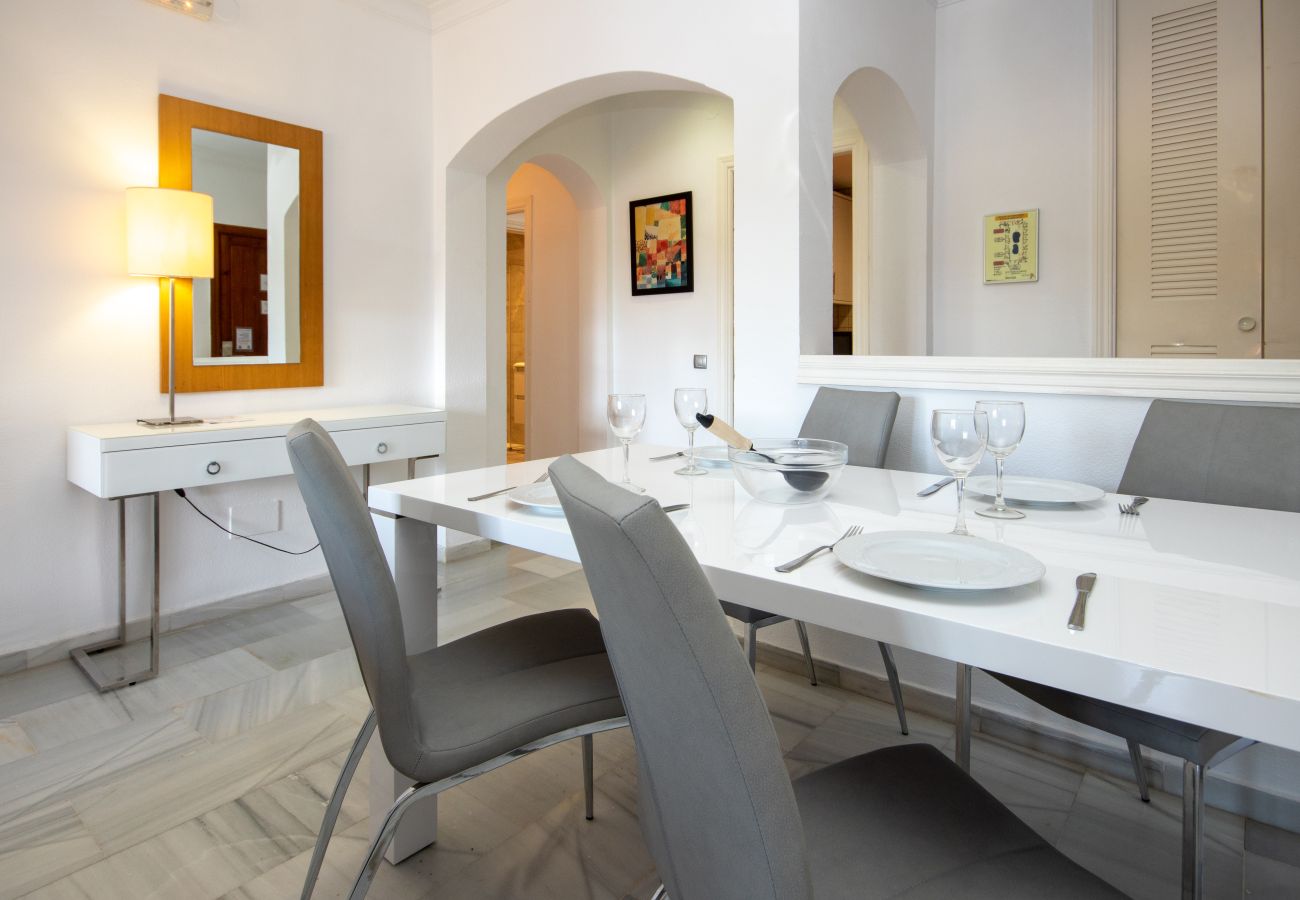 Apartamento en Mijas Costa - Apartamento de 2 dormitorios en Oasis Resort en Riviera del Sol