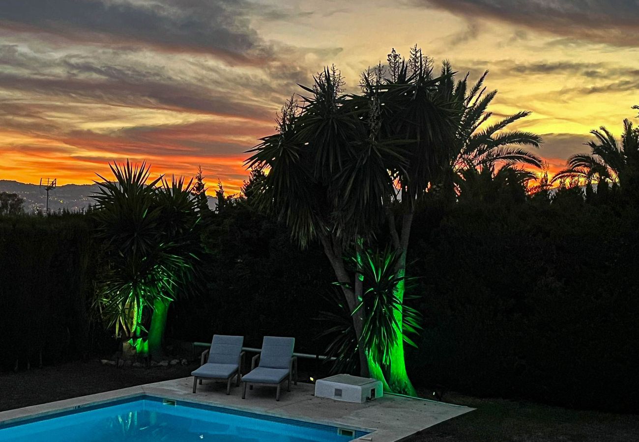Villa en Mijas Costa - Villa de cuatro dormitorios en Sierrezuela