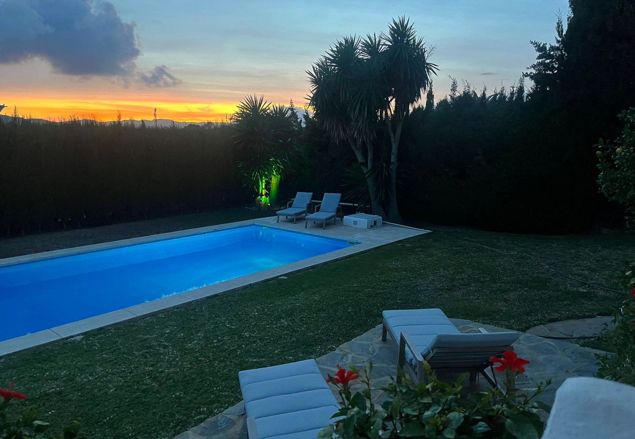 Villa en Mijas Costa - Villa de cuatro dormitorios en Sierrezuela