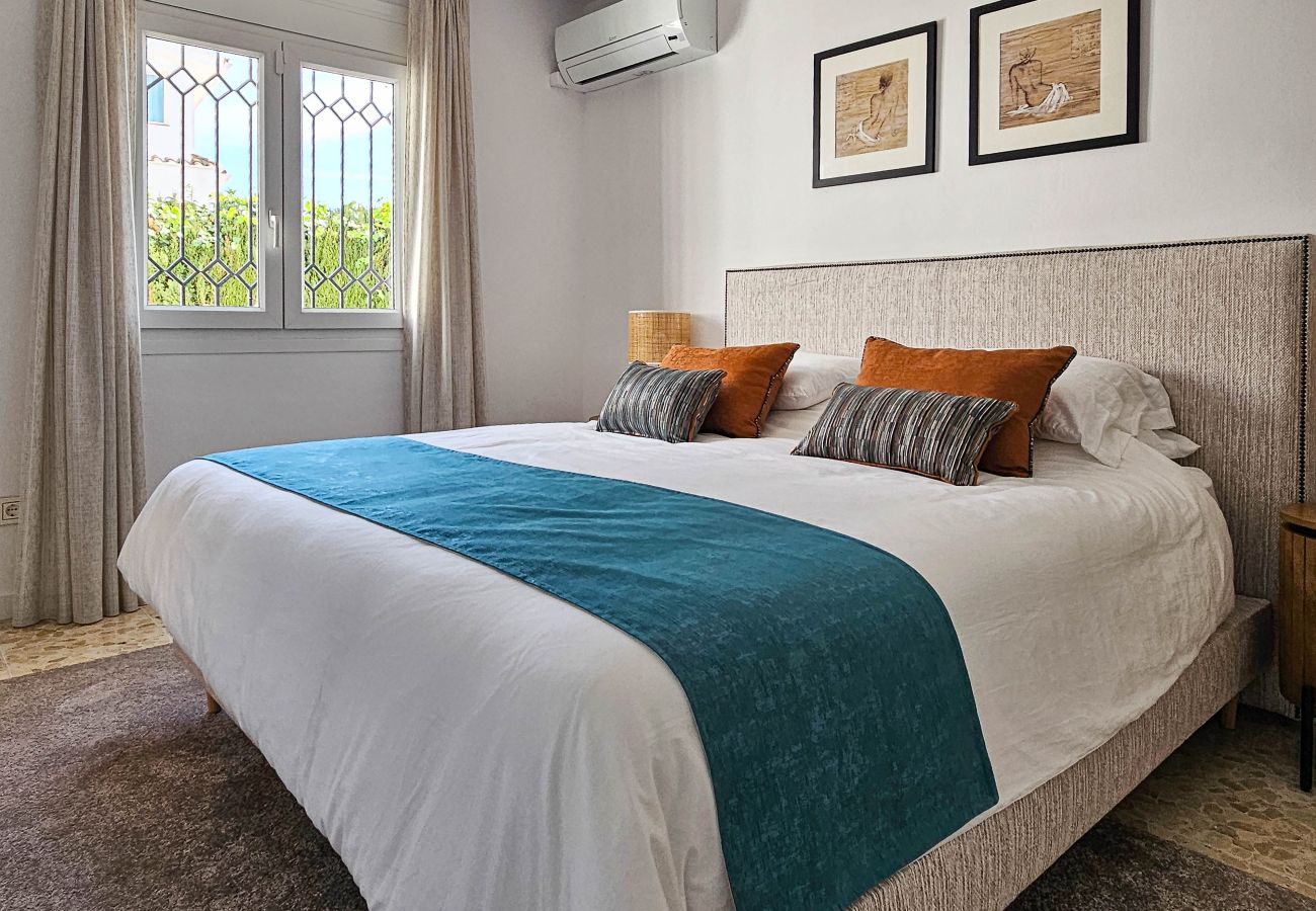 Villa en Mijas Costa - Villa de cuatro dormitorios en Sierrezuela