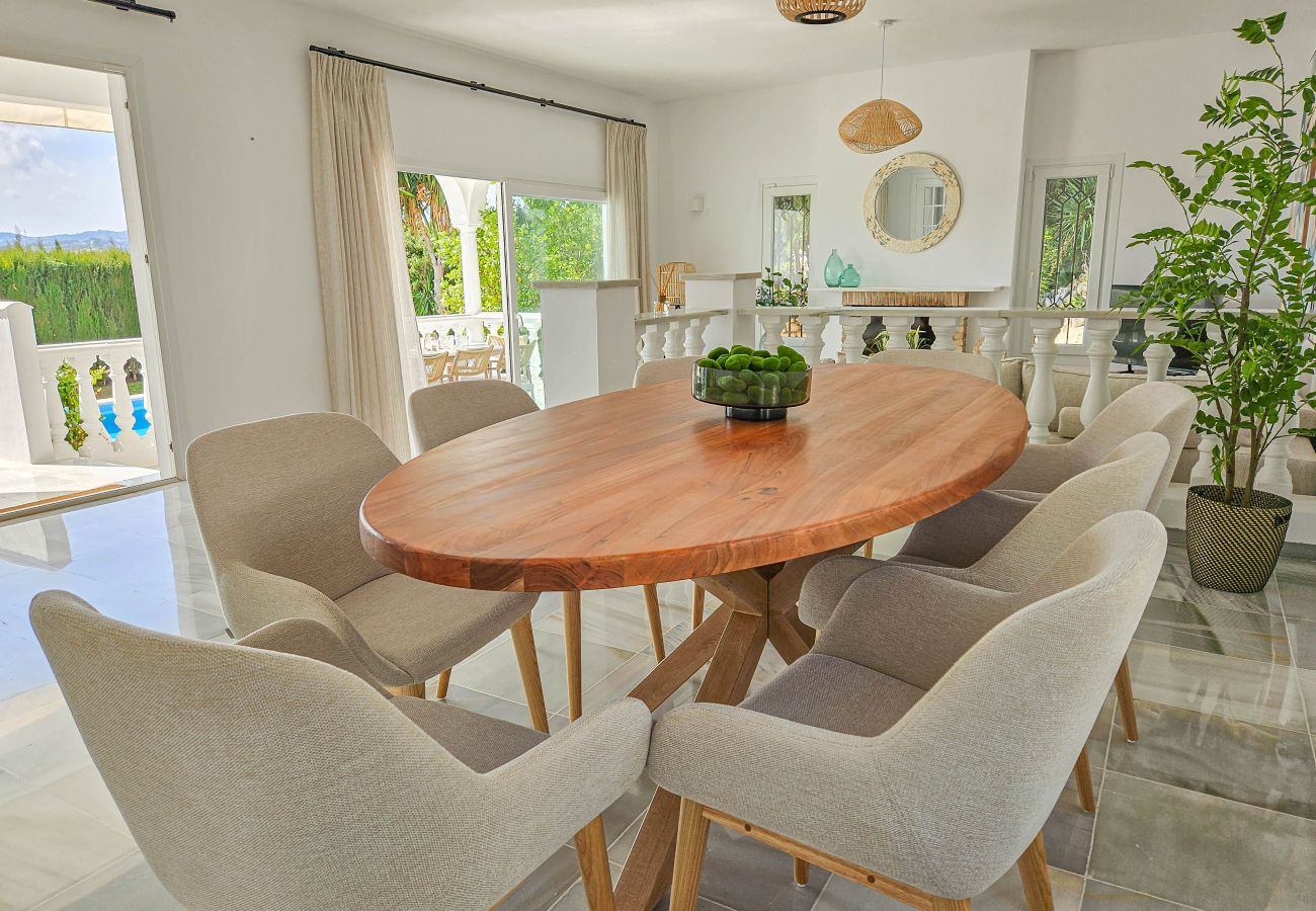 Villa en Mijas Costa - Villa de cuatro dormitorios en Sierrezuela
