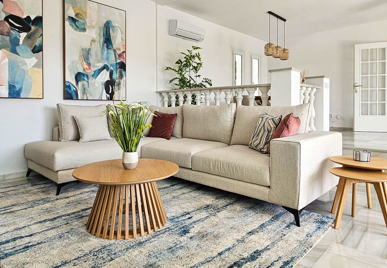 Villa en Mijas Costa - Villa de cuatro dormitorios en Sierrezuela