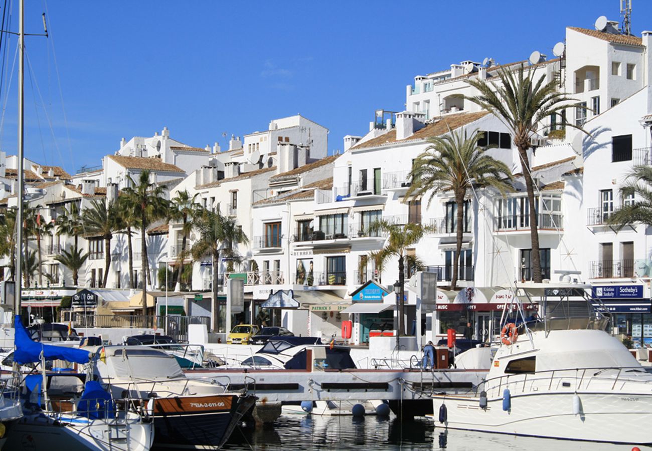 Apartamento en Puerto Banus - Two bedroom apartment in Puerto Banús