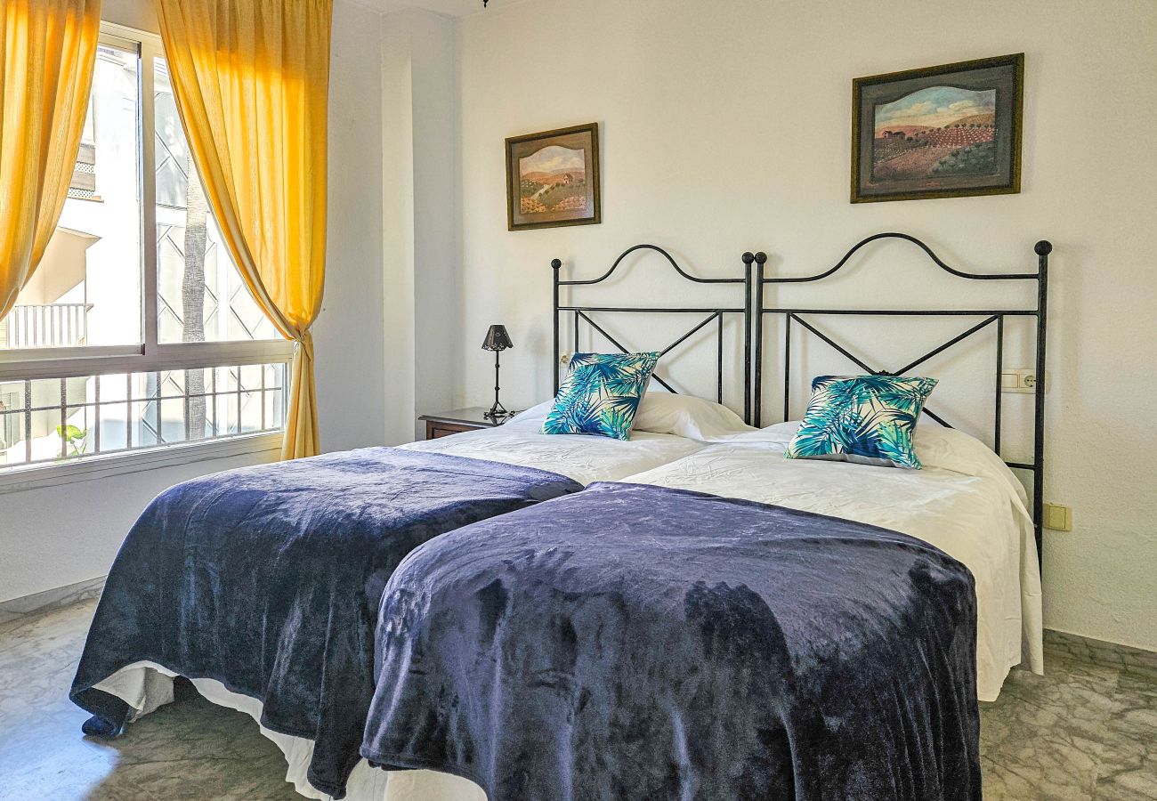 Apartamento en Puerto Banus - Two bedroom apartment in Puerto Banús
