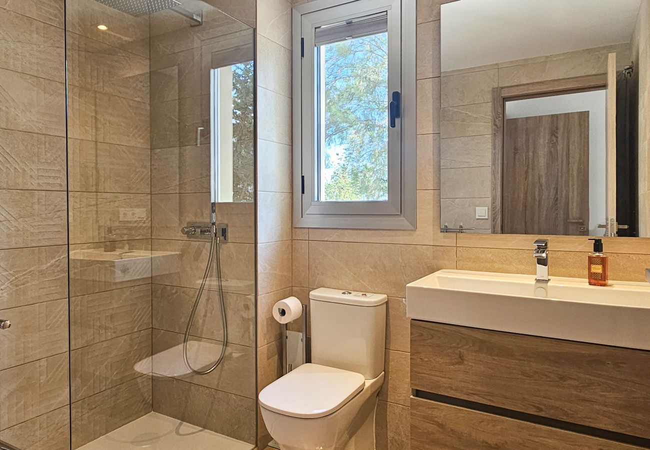 Apartamento en Estepona - Apartamento de nueva construcción de dos dormitorios en Estepona