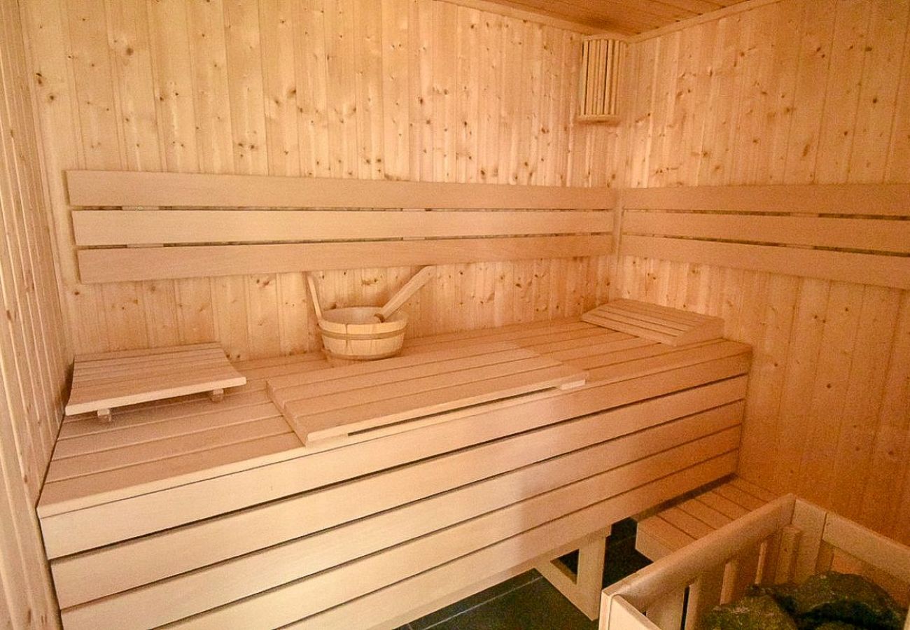 Apartamento en La Cala de Mijas - Apartamento de dos dormitorios frente a la piscina