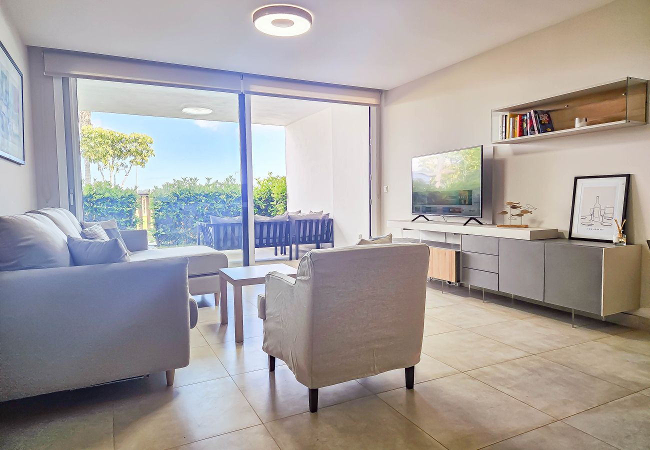 Apartamento en La Cala de Mijas - Apartamento de dos dormitorios frente a la piscina