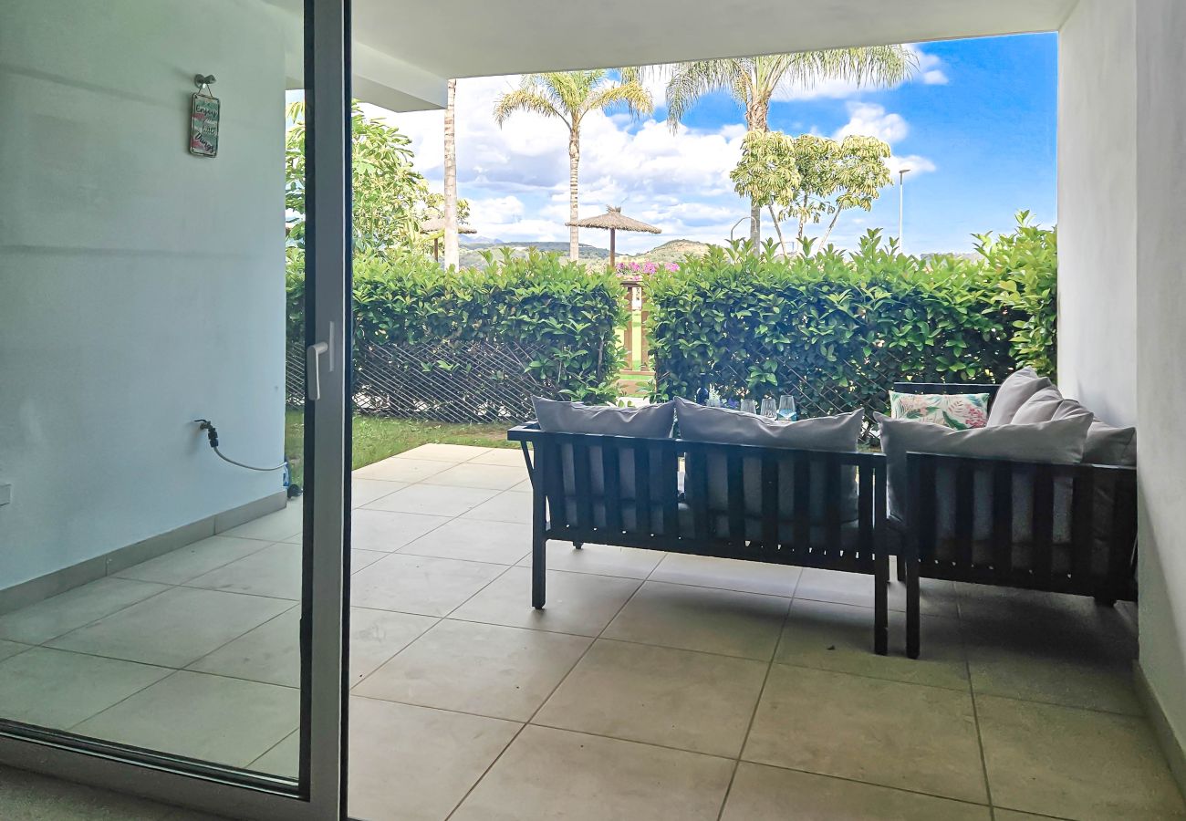 Apartamento en La Cala de Mijas - Apartamento de dos dormitorios frente a la piscina