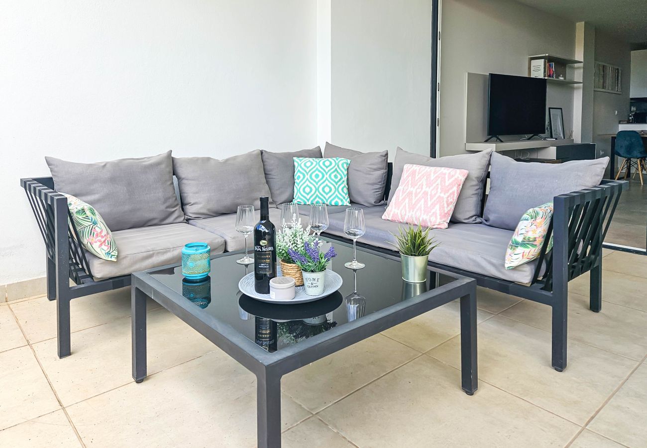 Apartamento en La Cala de Mijas - Apartamento de dos dormitorios frente a la piscina
