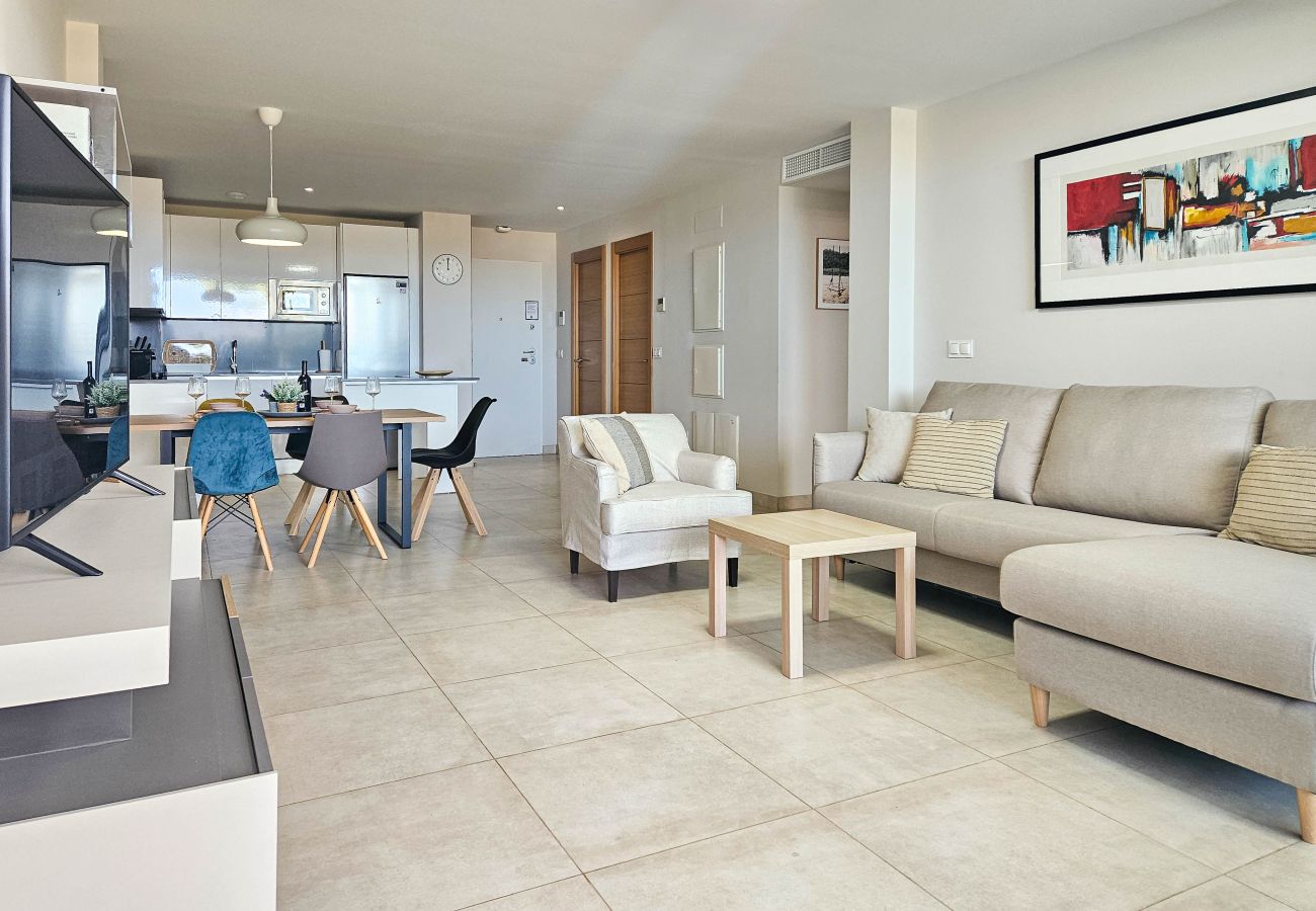 Apartamento en La Cala de Mijas - Apartamento de dos dormitorios frente a la piscina