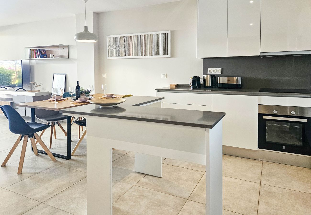 Apartamento en La Cala de Mijas - Apartamento de dos dormitorios frente a la piscina