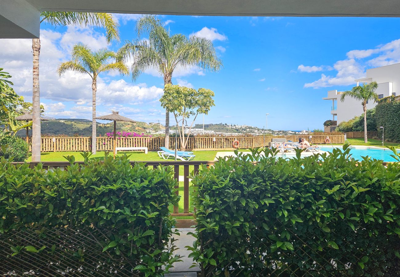 Apartamento en La Cala de Mijas - Apartamento de dos dormitorios frente a la piscina