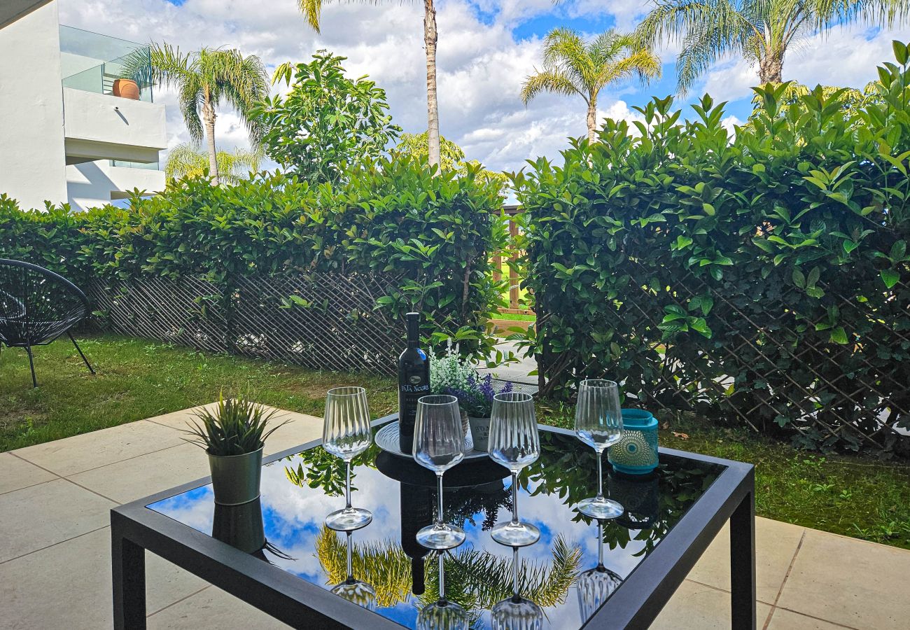 Apartamento en La Cala de Mijas - Apartamento de dos dormitorios frente a la piscina