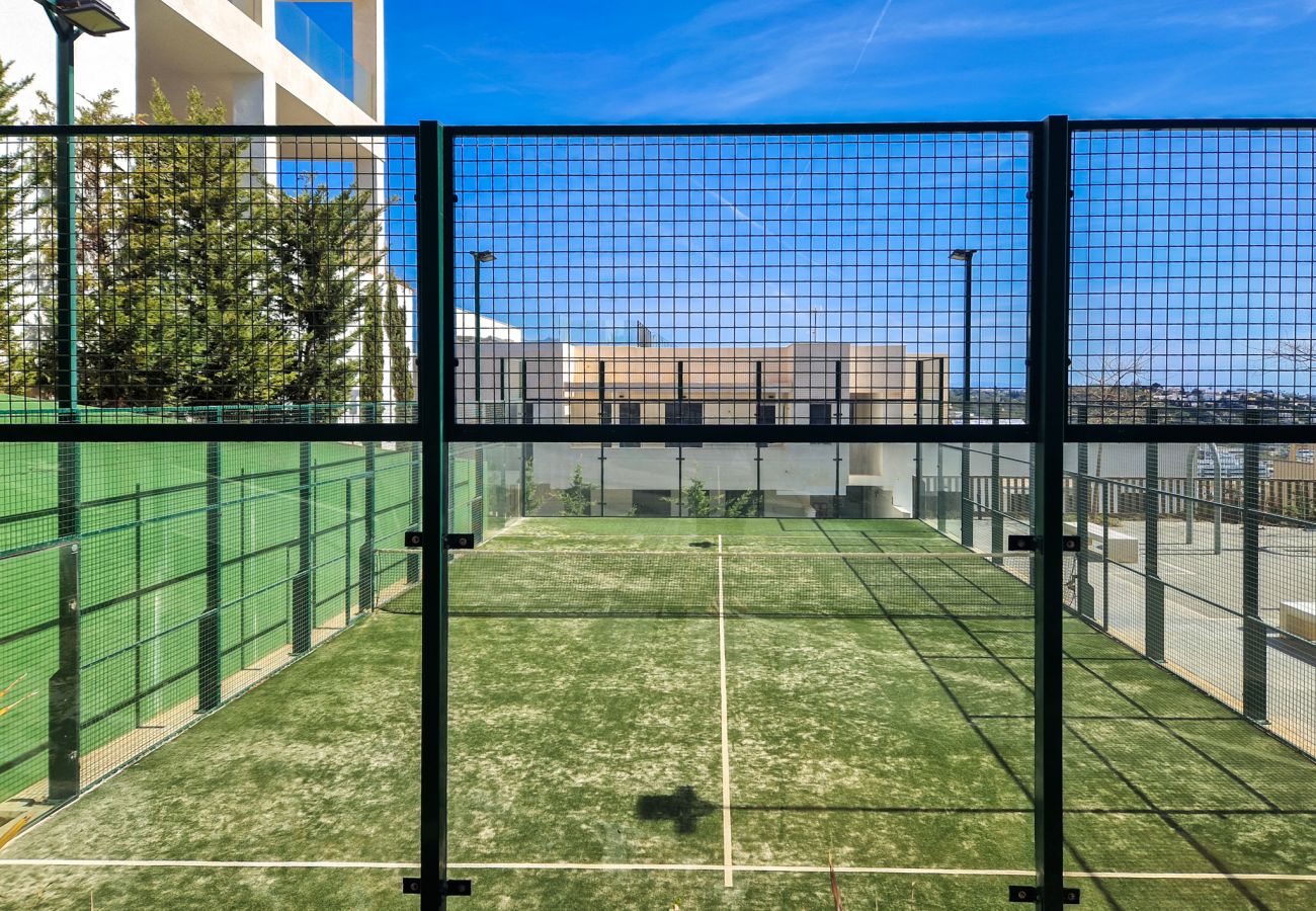 Apartamento en La Cala de Mijas - Apartamento de dos dormitorios frente a la piscina