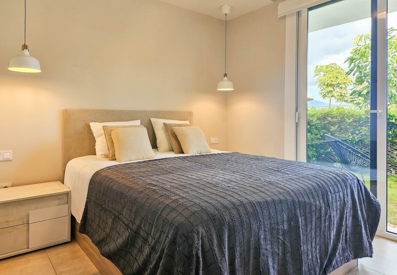 Apartamento en La Cala de Mijas - Apartamento de dos dormitorios frente a la piscina