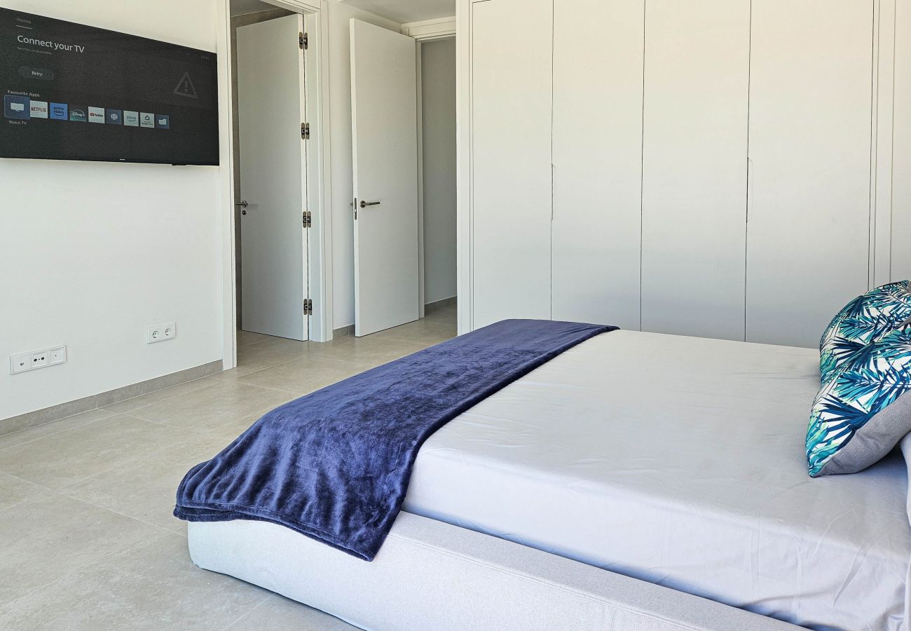 Villa en La Cala de Mijas - Nueva villa de cuatro dormitorios con piscina privada.