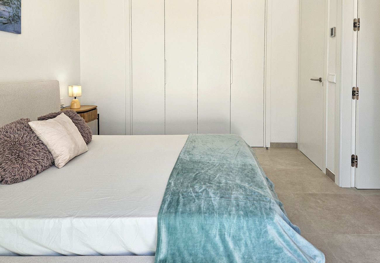 Villa en La Cala de Mijas - Nueva villa de cuatro dormitorios con piscina privada.