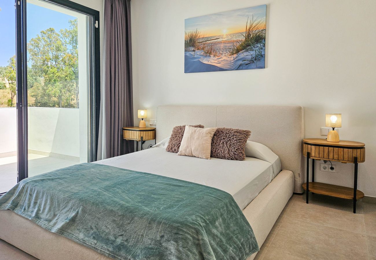 Villa en La Cala de Mijas - Nueva villa de cuatro dormitorios con piscina privada.