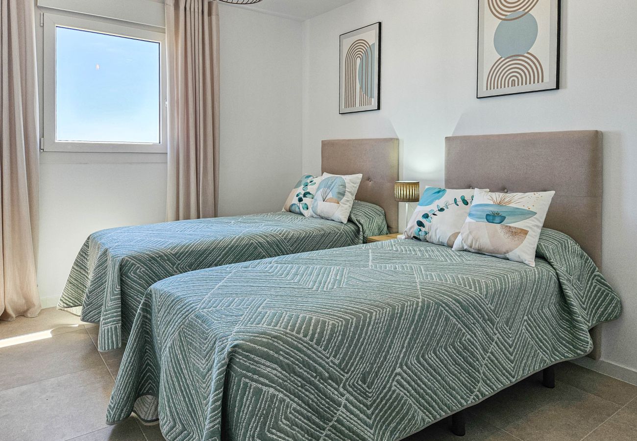 Casa adosada en Mijas Costa - Casa adosada de 4 dormitorios en La Cala