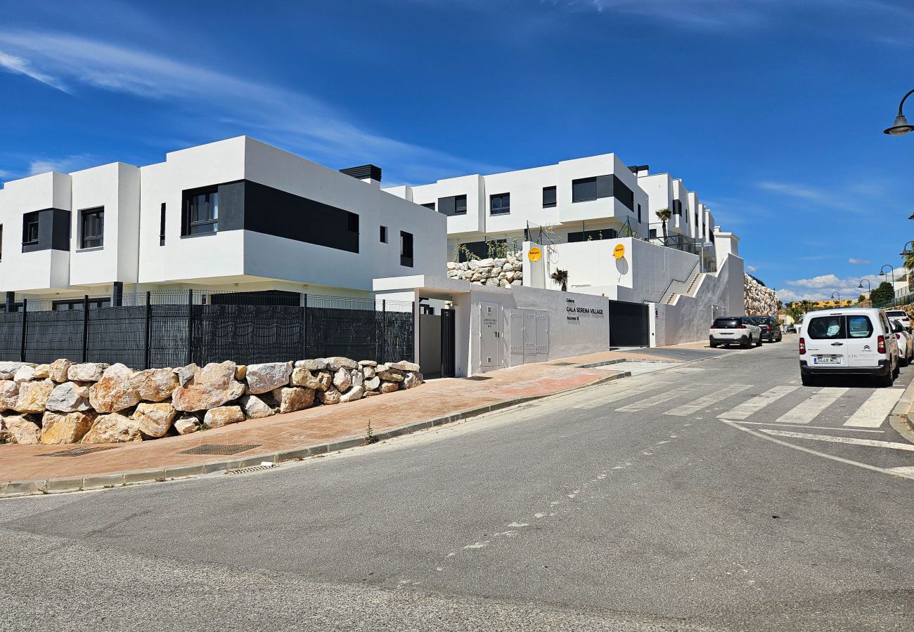Casa adosada en Mijas Costa - Casa adosada de 4 dormitorios en La Cala