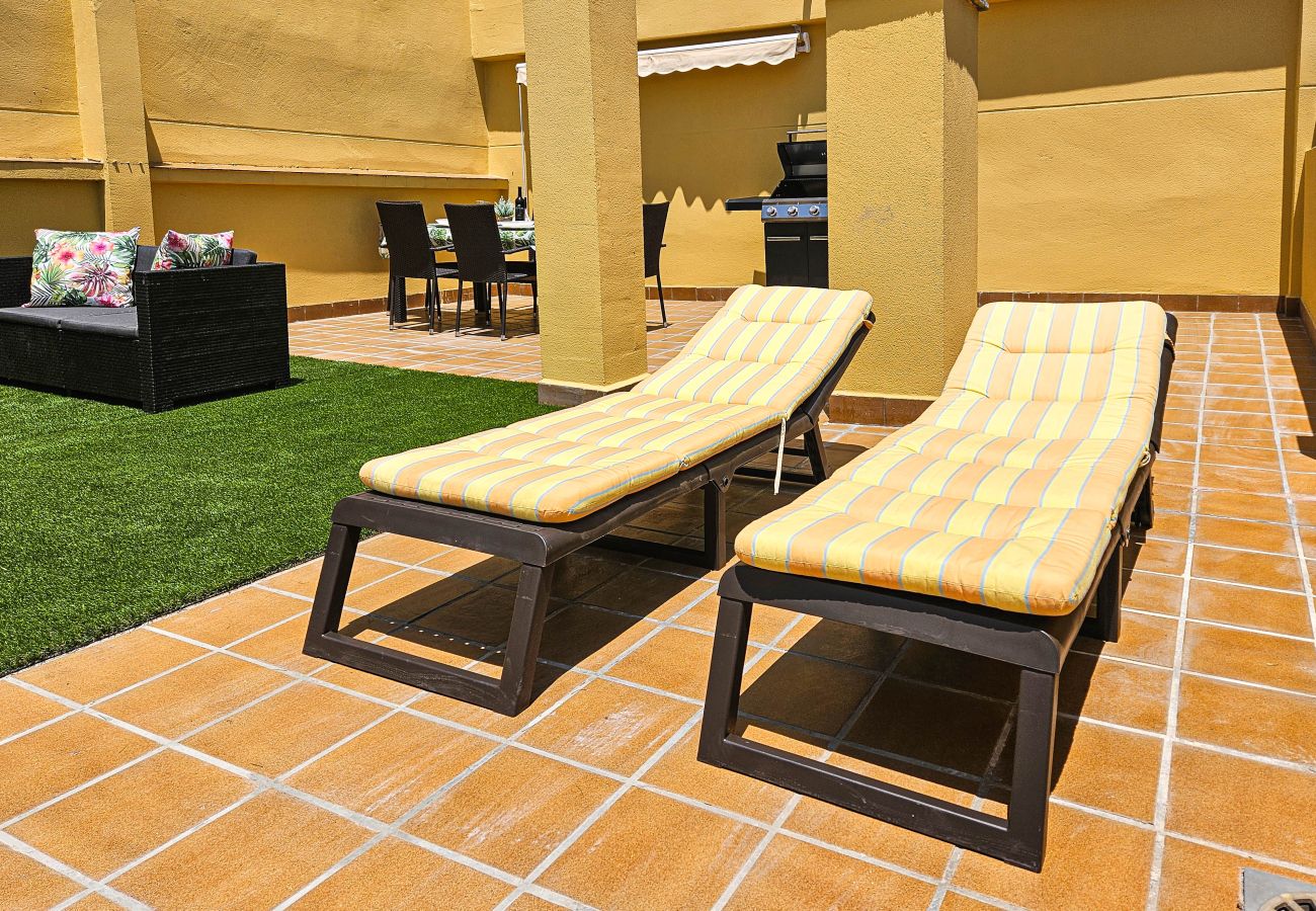 Apartamento en Mijas Costa - Apartamento ático de 2 dormitorios con vistas al mar.