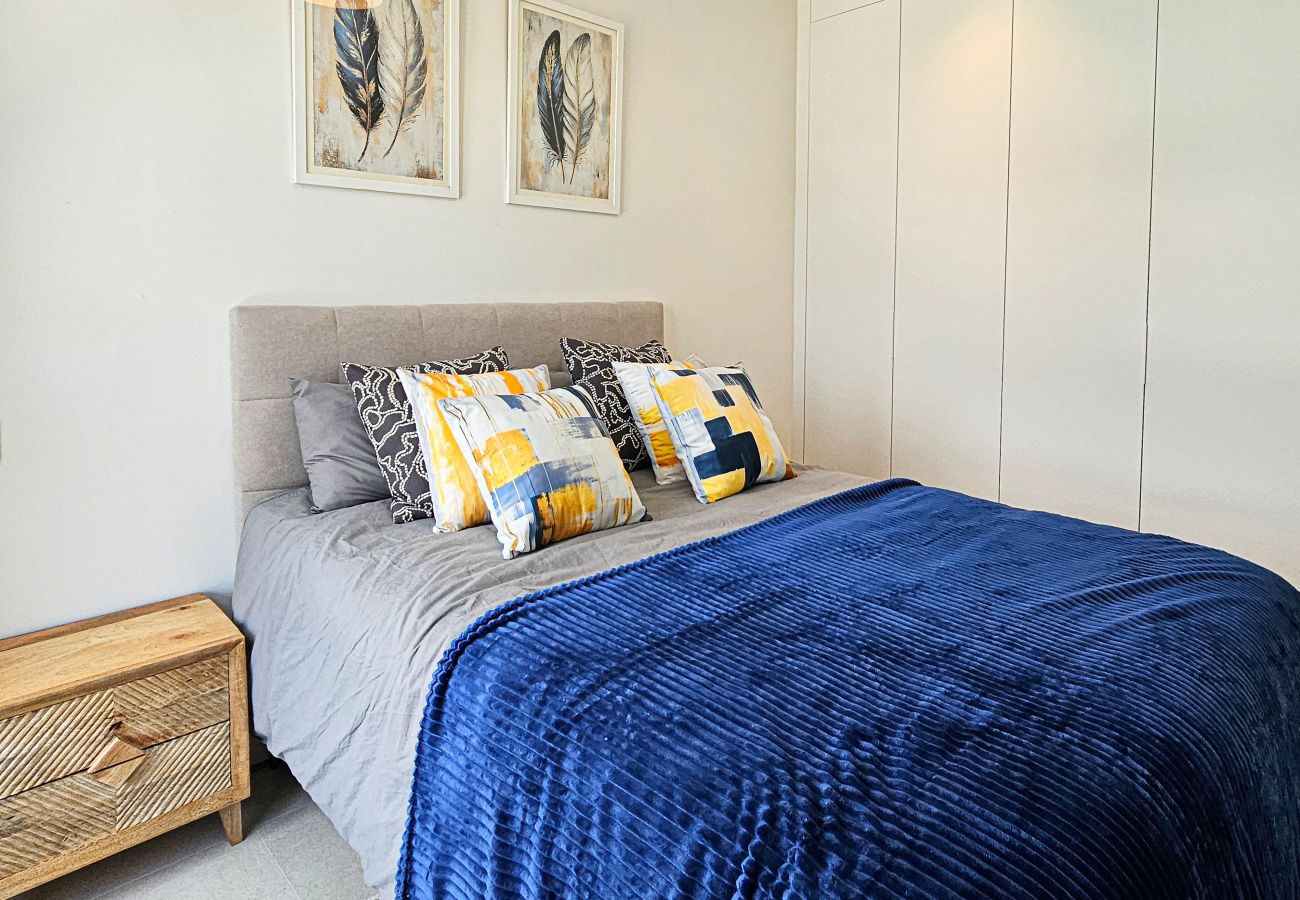 Apartamento en Estepona - Apartamento ático con jacuzzi junto a Selwo